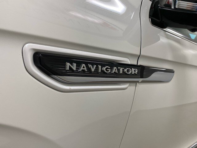 New 2024 Lincoln Navigator Black Label AWD/4WD image 38