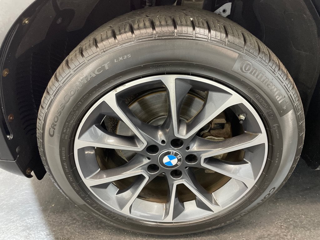 Used 2018 BMW X5 xDrive35i w/ Driving Assistance Package AWD/4WD image 17