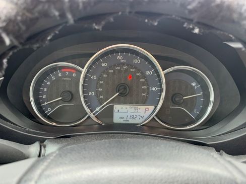 Used 2015 Toyota Corolla LE image 12