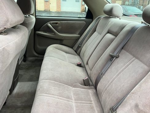 Used 1998 Toyota Camry CE image 16