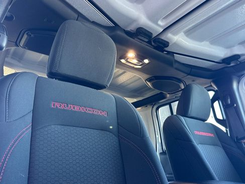 Used 2023 Jeep Wrangler Unlimited Rubicon image 19