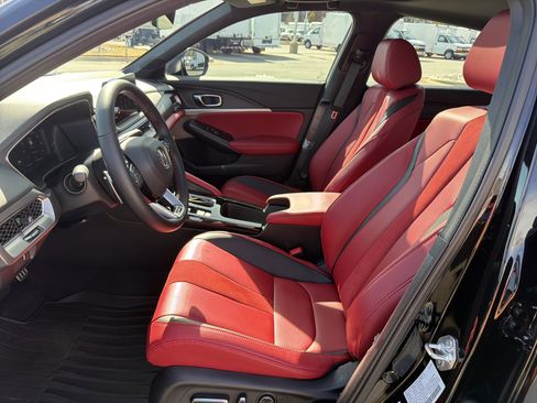 Used 2026 Acura Integra A-Spec image 16