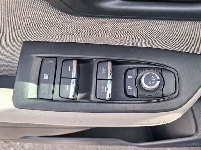Used 2026 Subaru Forester Premium AWD/4WD image 17