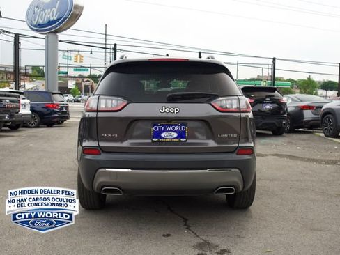 Used 2022 Jeep Cherokee Limited AWD/4WD image 3