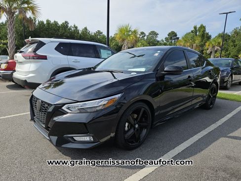 Used 2022 Nissan Sentra SR w/ Midnight Edition FWD image 5