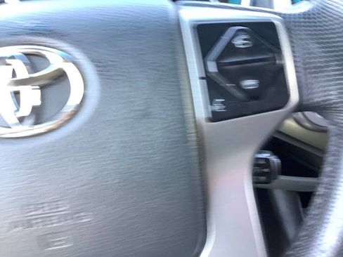 Used 2014 Toyota Tacoma 4x4 Double Cab w/ SR5 Package image 43
