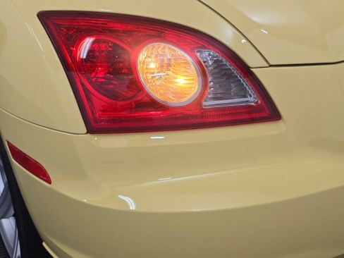 Used 2005 Chrysler Crossfire Limited RWD image 58