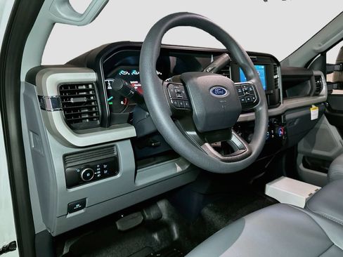 New 2026 Ford F350 XL w/ XL Chrome Package AWD/4WD image 8