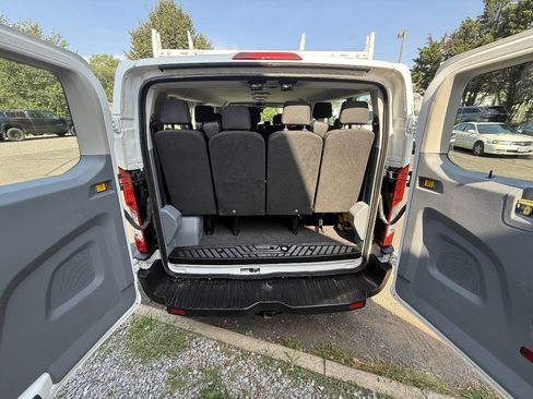 Used 2019 Ford Transit 350 XLT RWD image 18