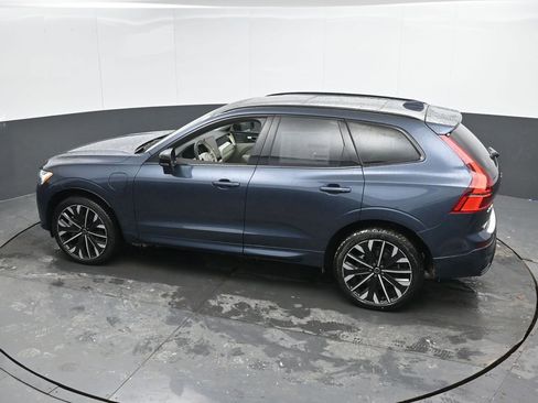 New 2026 Volvo XC60 T8 Ultra w/ Protection Package Premier image 36