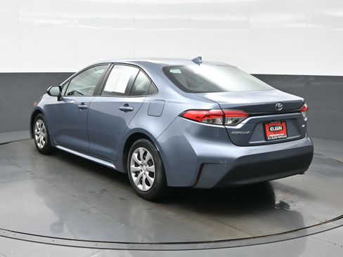 Used 2024 Toyota Corolla LE FWD image 4