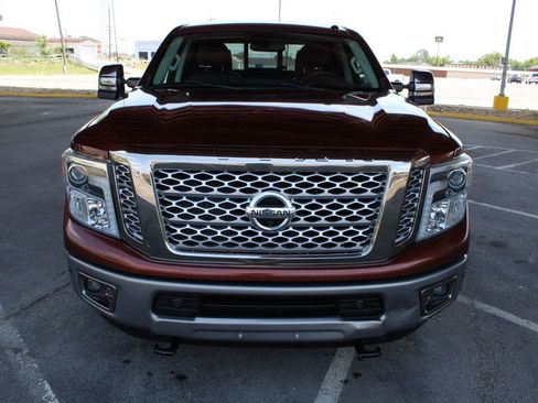 Used 2018 Nissan Titan Platinum Reserve w/ Platinum Utility Package AWD/4WD image 3