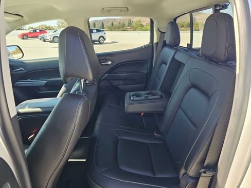Used 2019 Chevrolet Colorado LT w/ Redline Special Edition RWD image 16