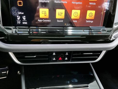 New 2026 Volkswagen Atlas Peak Edition image 21