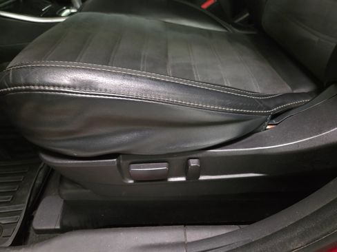 Used 2019 Mitsubishi Outlander SE image 15