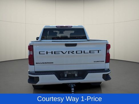 Used 2022 Chevrolet Silverado 1500 Custom w/ LPO, Dark Essentials Package AWD/4WD image 8