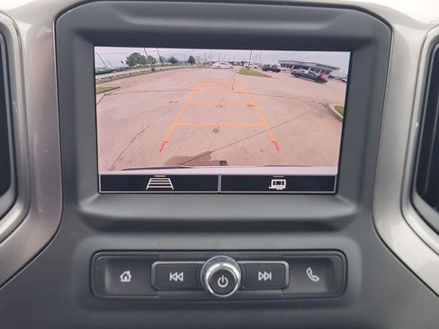 Used 2025 Chevrolet Silverado 1500 Custom image 18