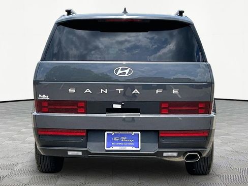Used 2026 Hyundai Santa Fe SEL FWD image 4