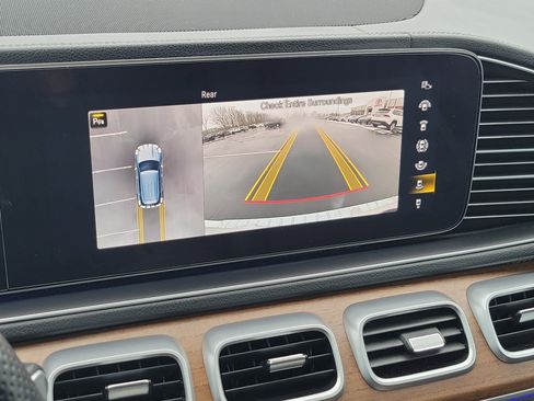 Used 2023 Mercedes-Benz GLE 53 AMG 4MATIC image 31