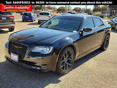 Used 2023 Chrysler 300 S w/ Comfort Group