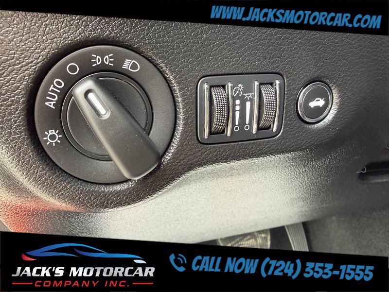 Used 2023 Dodge Challenger R/T Scat Pack RWD image 28