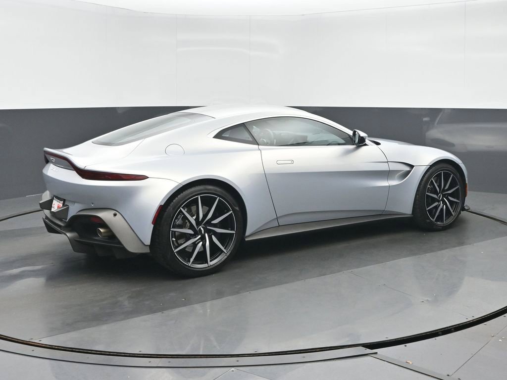 Used 2020 Aston Martin V8 Vantage Coupe RWD image 3