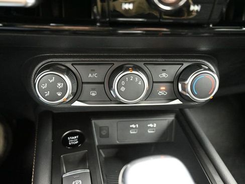 Certified 2025 Nissan Kicks SV w/ Illumination Package AWD/4WD image 18