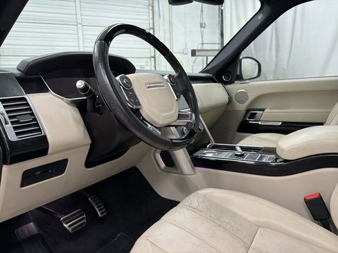 Used 2014 Land Rover Range Rover Supercharged AWD/4WD image 12