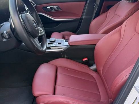 Used 2023 BMW 330i Sedan w/ M Sport Package RWD image 12