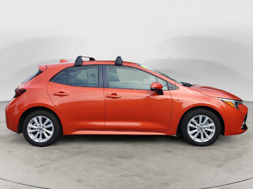 Used 2025 Toyota Corolla SE FWD image 4