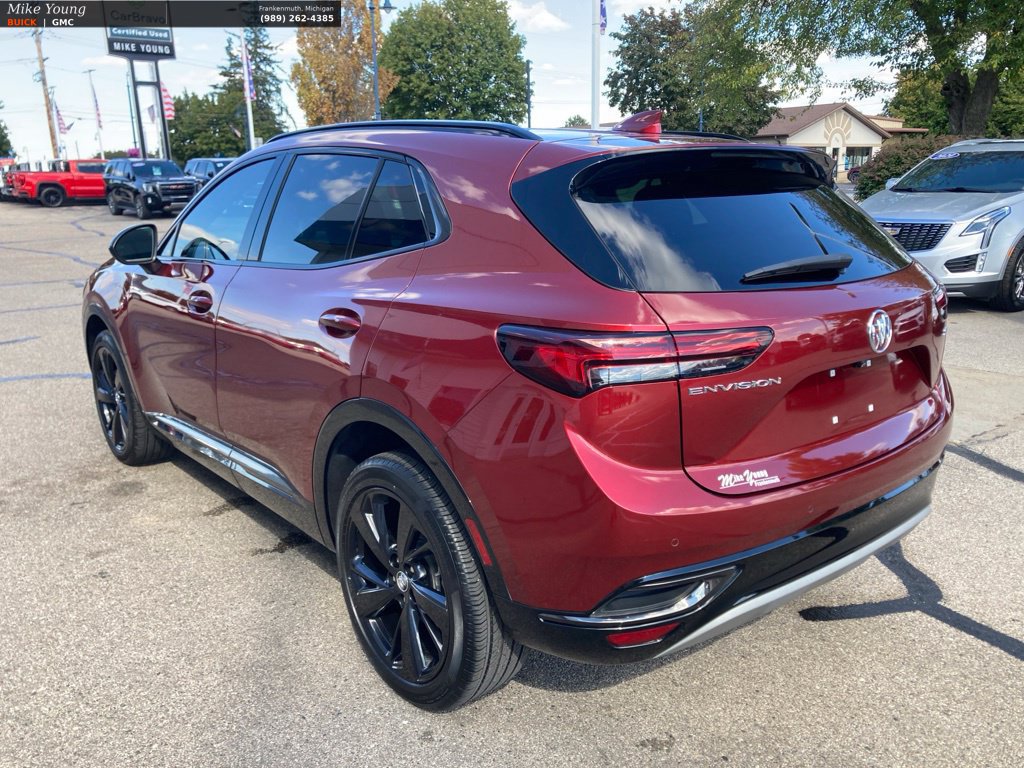 Used 2023 Buick Envision Preferred FWD image 7