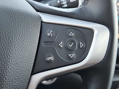 Used 2024 GMC Terrain SLT image 25