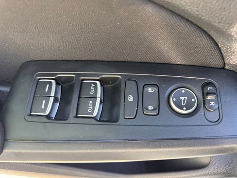 Used 2023 Honda Civic Sport image 14
