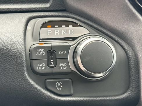 New 2026 RAM 1500 Big Horn AWD/4WD image 15