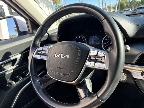 Used 2022 Kia Telluride S image 56