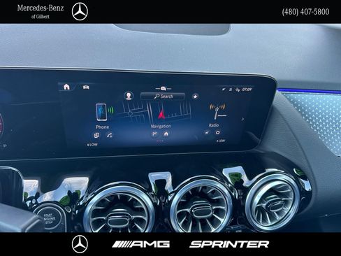 Certified 2025 Mercedes-Benz GLA 250 w/ Exclusive Package image 28