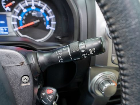 Used 2019 Toyota 4Runner SR5 Premium image 28