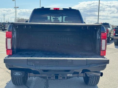 Used 2022 Ford F250 Lariat w/ Tremor Off-Road Package image 4