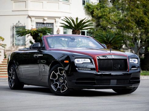 Used 2019 Rolls-Royce Dawn image 25