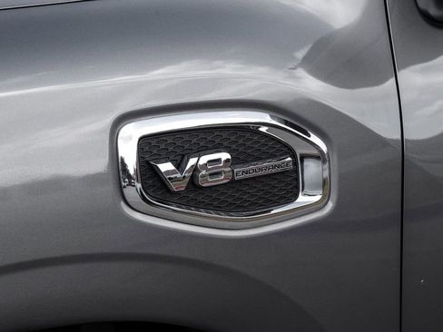 Used 2019 Nissan Titan S w/ S Utility Package image 47