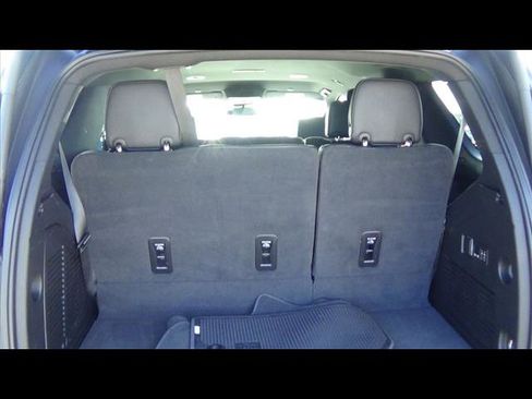 Used 2024 Chevrolet Tahoe LT w/ Luxury Package image 10