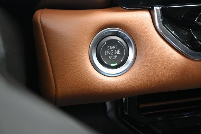 Used 2025 GMC Canyon AT4 w/ Nightfall Edition AWD/4WD image 38