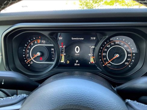 New 2026 Jeep Gladiator Mojave AWD/4WD image 11
