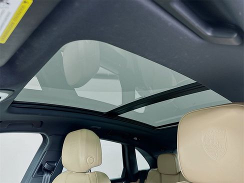 Used 2021 Porsche Macan S image 24