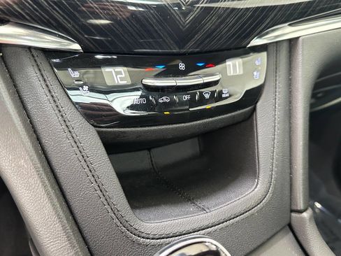 Used 2023 Cadillac XT6 Premium Luxury w/ Technology Package image 42