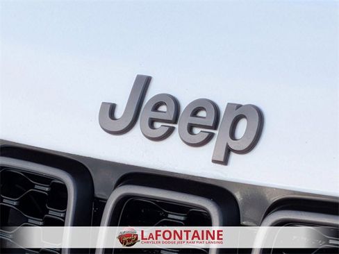 Certified 2018 Jeep Grand Cherokee High Altitude image 9