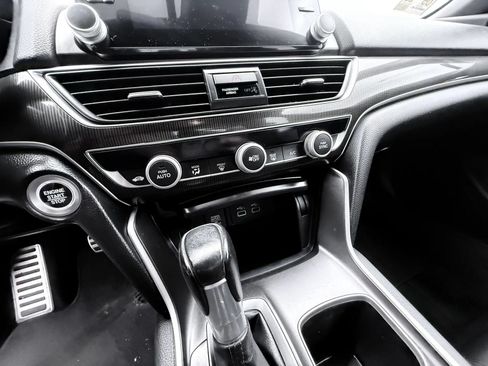 Used 2021 Honda Accord Sport image 26
