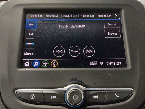 Used 2021 Chevrolet Equinox LT FWD image 25