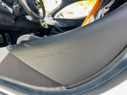 Used 2019 McLaren 600LT RWD image 63