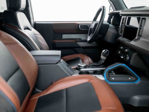 Used 2022 Ford Bronco Outer Banks w/ Sasquatch Package AWD/4WD image 83